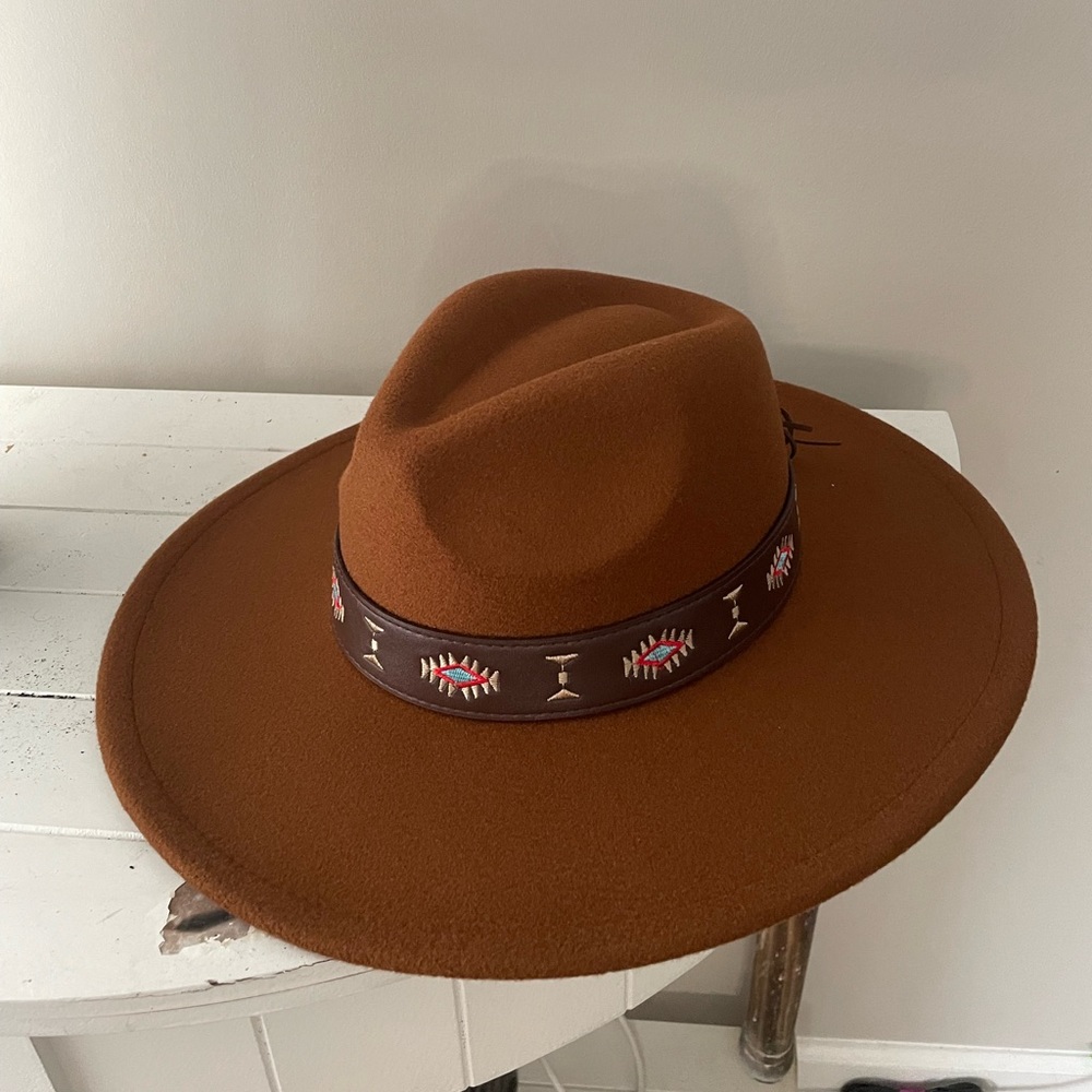 Felt hat